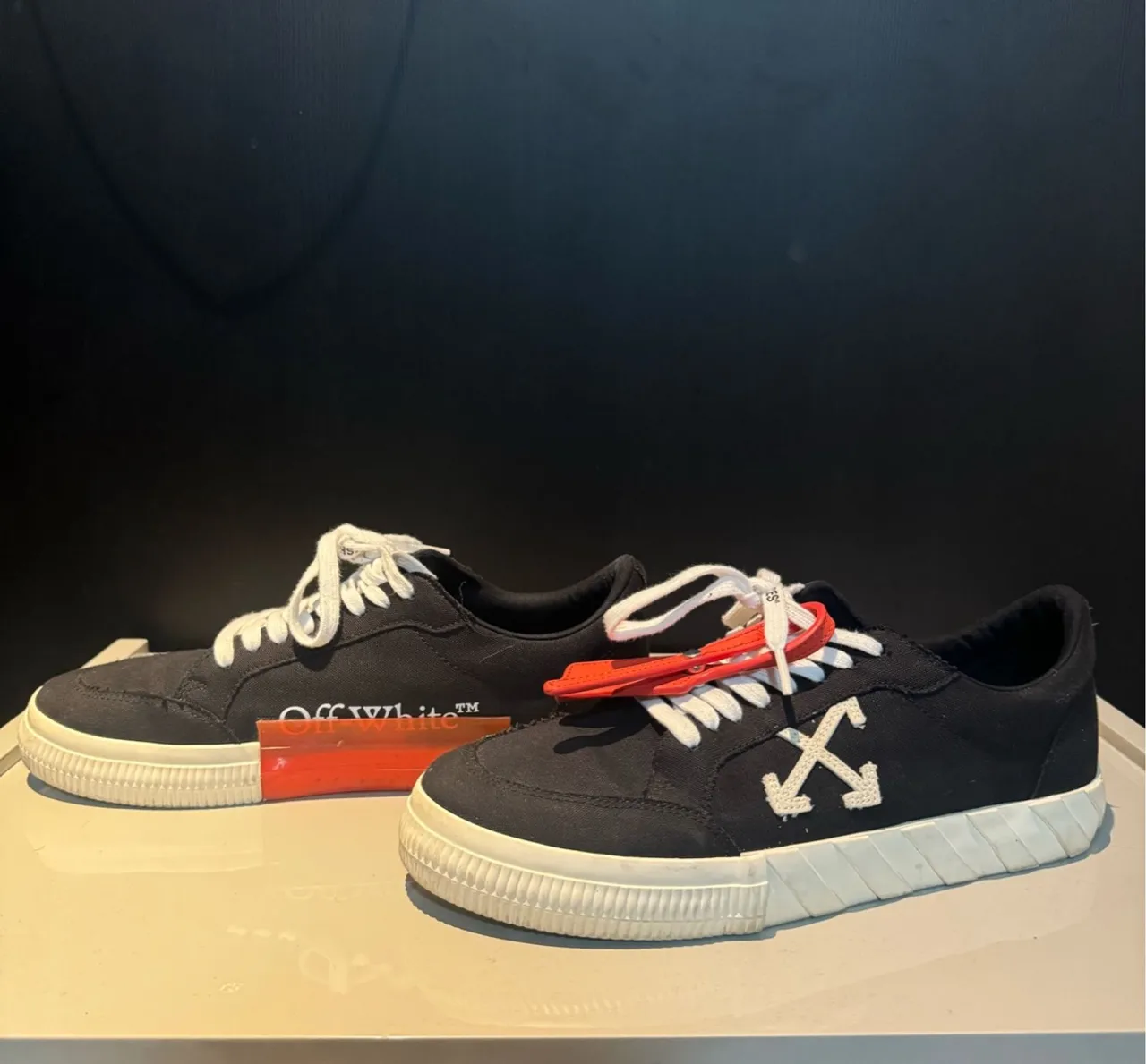 Tênis Off-White Masculino
