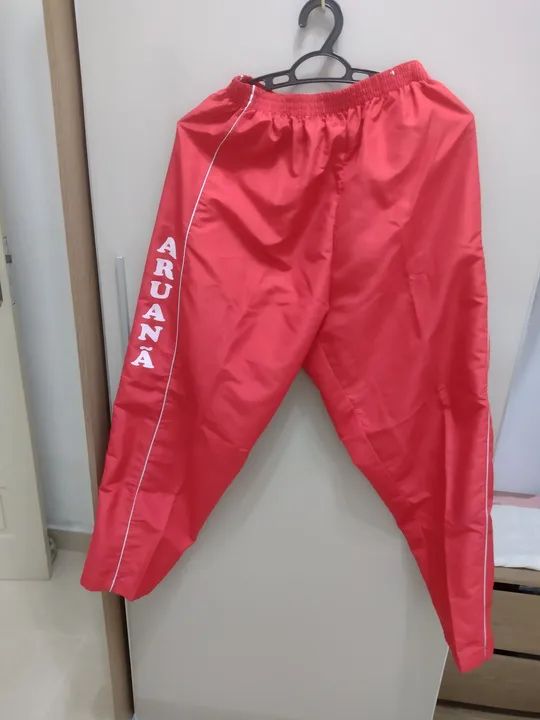Calça Colégio Aruanã  por R$ 30