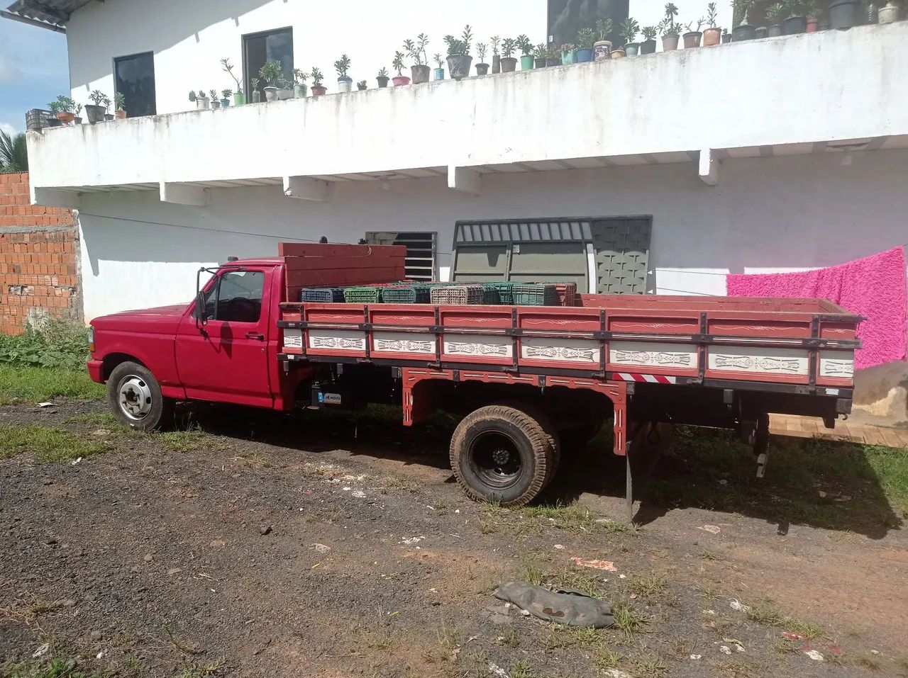 F4000 98 turbinada Cummins 75.000 mil - Foto 5