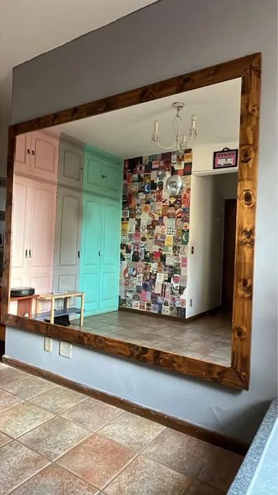 ESPELHO GRANDE COM MOLDURA