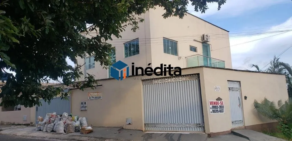 Sobrado Conjugado com 5 dormitórios à venda, 200 m² por R$ 900.000 - Vila Nossa Senhora Ap