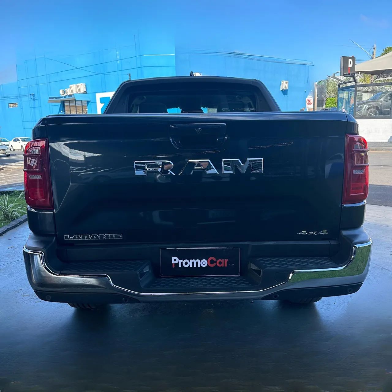 RAM RAMPAGE LARAMIE 2.0 TB CD 4X4 Die. Aut. - Foto 5
