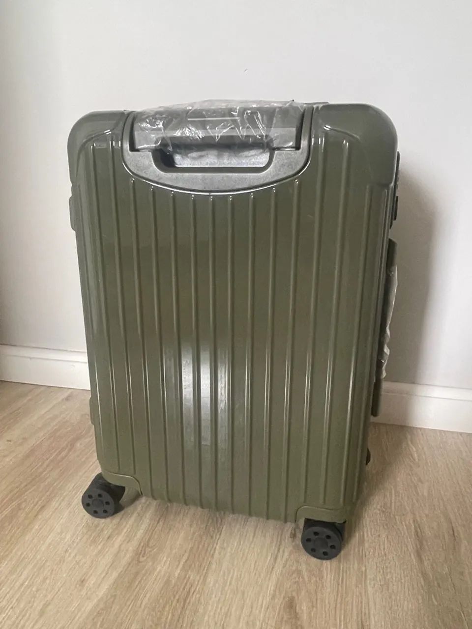 Mala de Viagem Rimowa Essential  - Foto 4