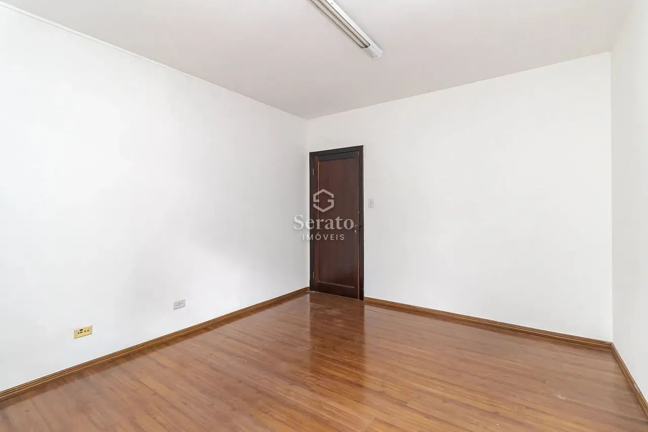 Casa comercial em ótima localização - Foto 14