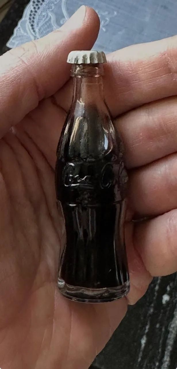 Garrafas (de 255ml e mini) da Cola-Cola colecionáveis