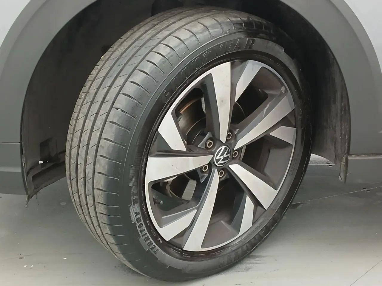 Volkswagen Nivus Highline 1.0 200 TSI Flex Aut., foto 11 de 18