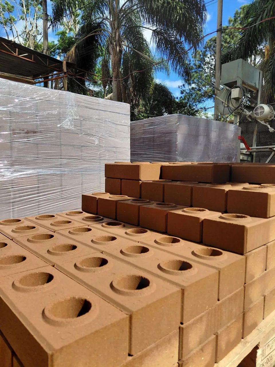 Tijolo ecológico 64175993353473124