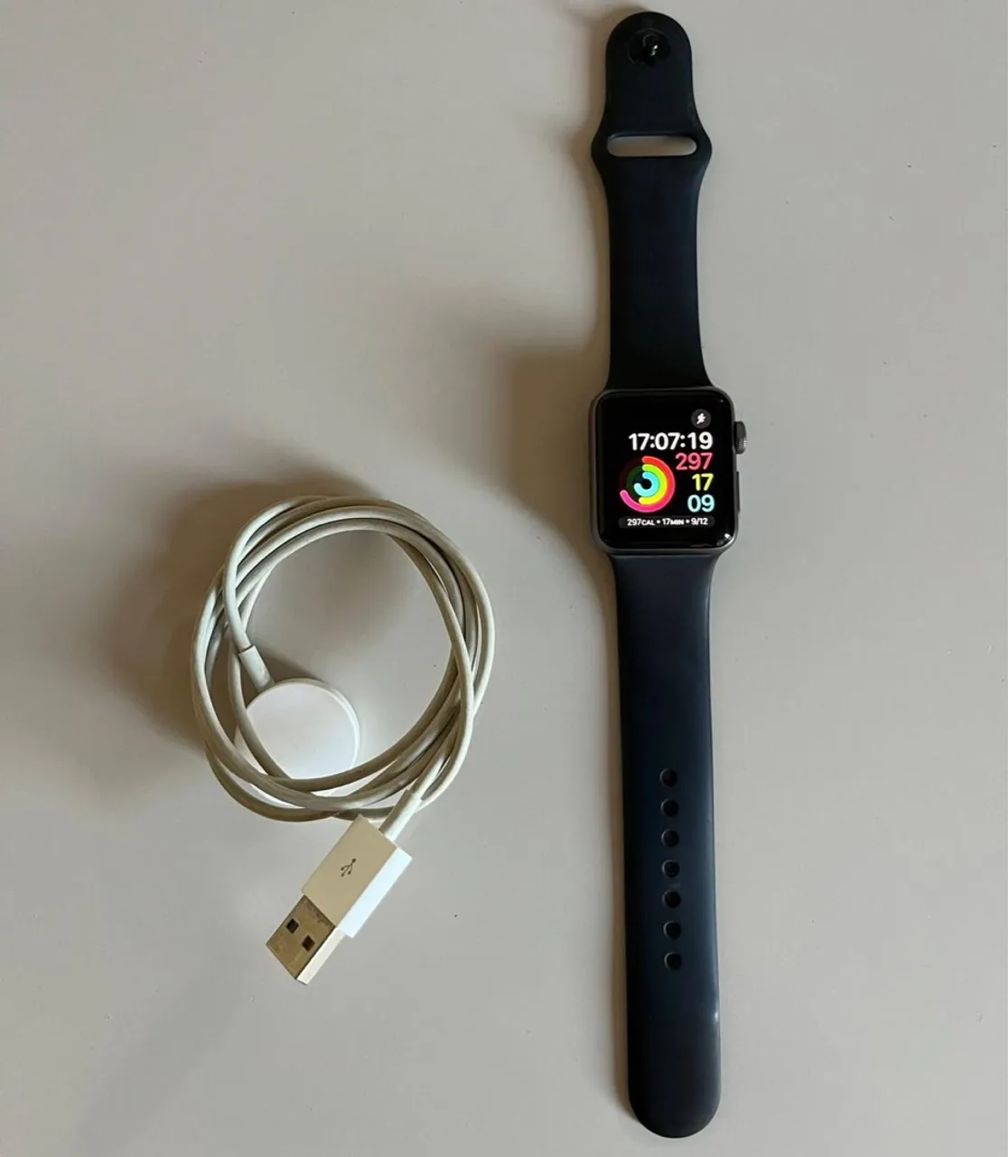 Apple Watch Series 3 38MM GPS - Divido no cartão