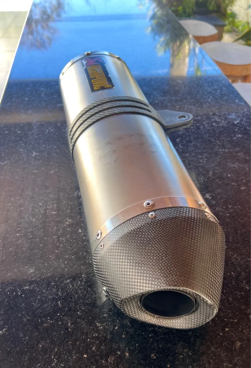 Ponteira Akrapovic para Moto