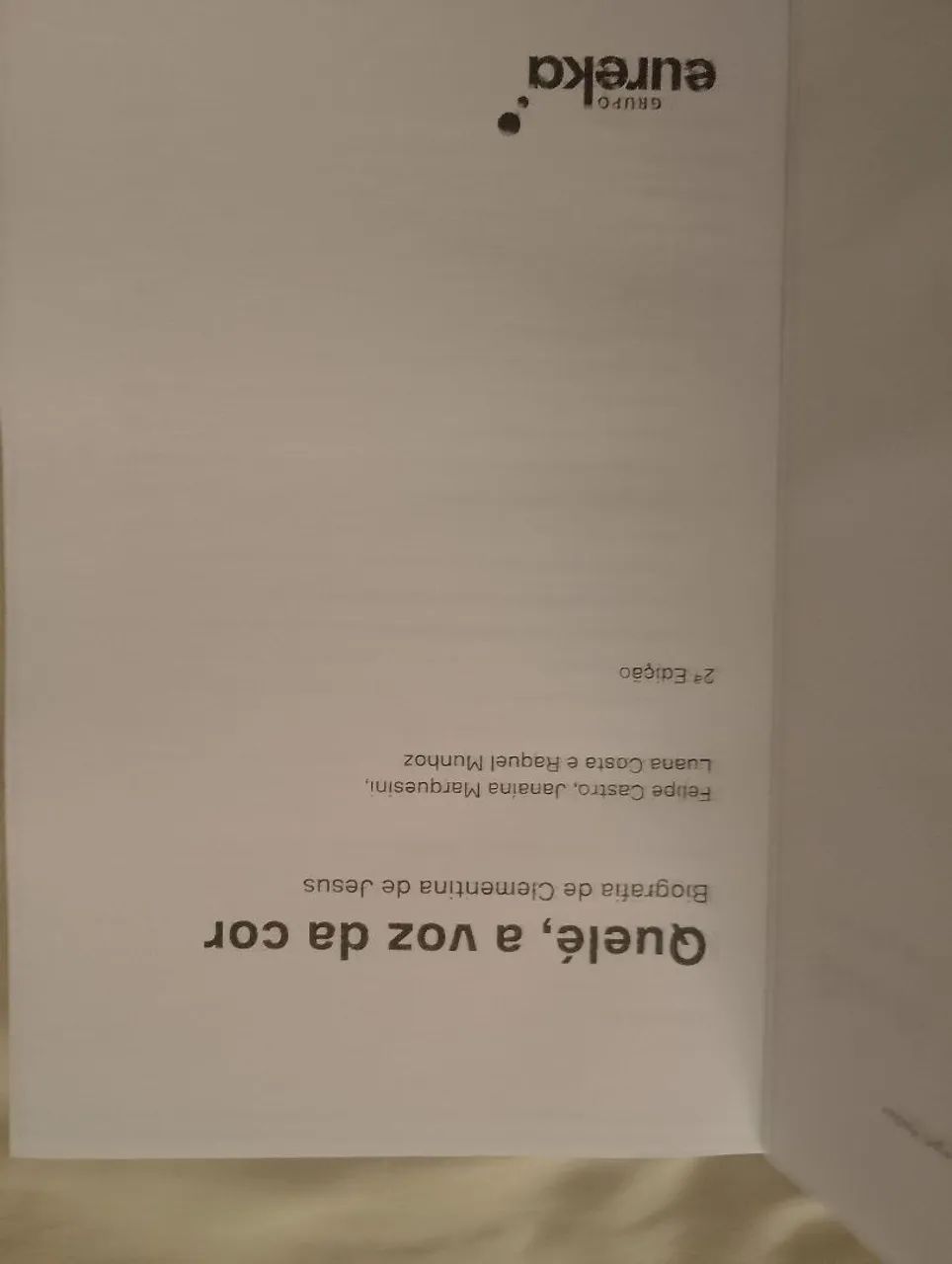 Livro Quelé a voz da cor - Foto 3