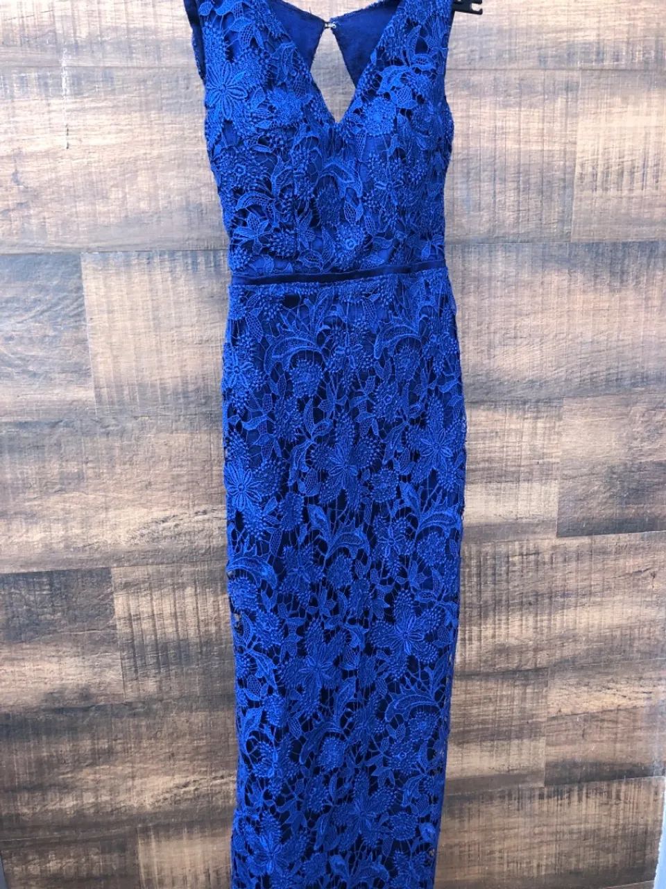 Vestido de festa - Azul Royal de Renda - Foto 4
