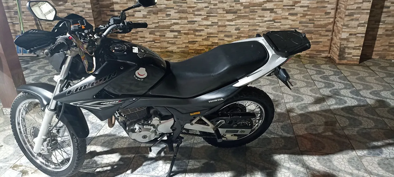 Falcon 400I abaixo da tabela