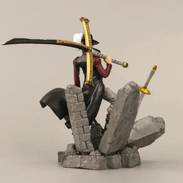 Action Figure Mihawk - Boneco do Espadachim de One Piece - Dracula - Olhos de Gavião - Foto 3