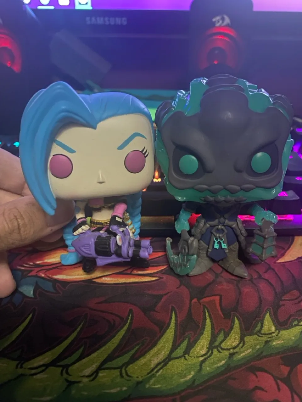 Funko Pop Jinx e Thresh RAROS
