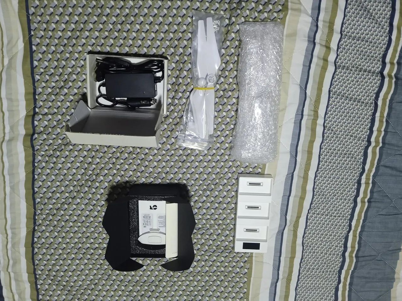 Drone DJI Phantom 4 - Foto 4