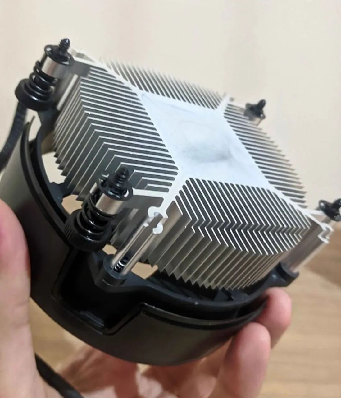 Processador AMD Ryzen 5 3500X + Cooler Box - Perfeito estado - Foto 4