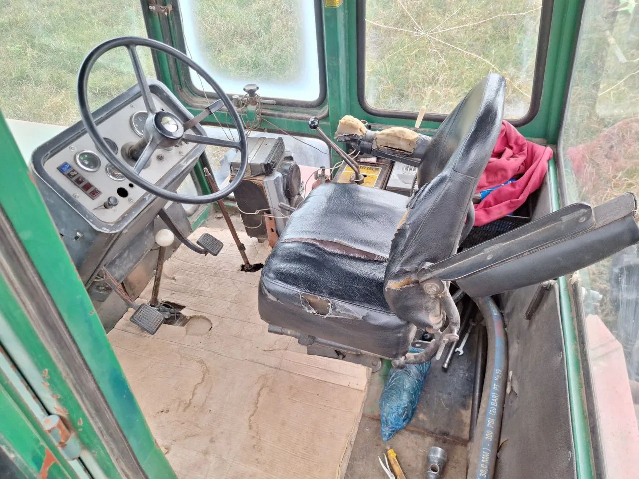 Trator Engesa EE1124 Articulado 8 Rodas  - Foto 4