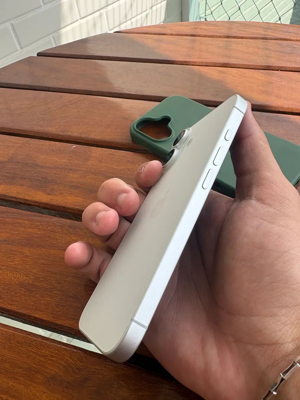 IPHONE 16 BRANCO (128GB) SEMI NOVO - IMPECÁVEL  - Foto 4