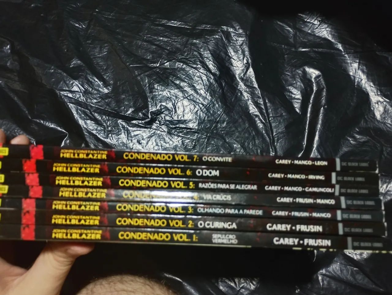 Hellblazer Condenado completo - Foto 4
