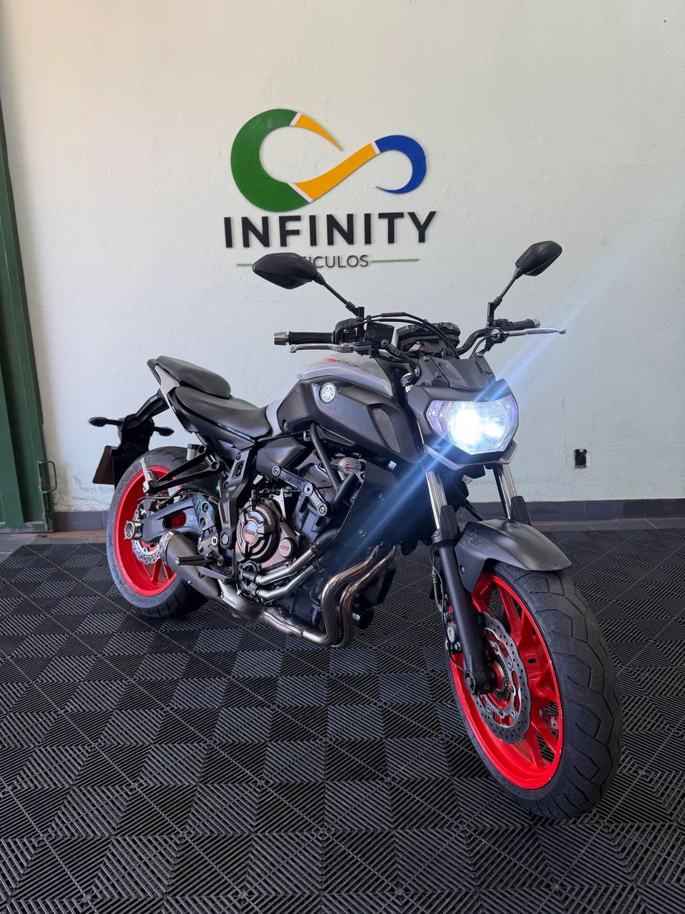 YAMAHA MT07 MT-07  - Foto 5