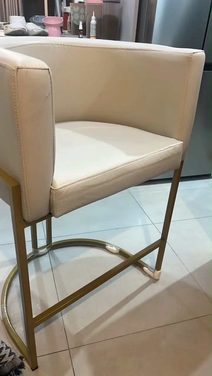 Banqueta poltrona alta 