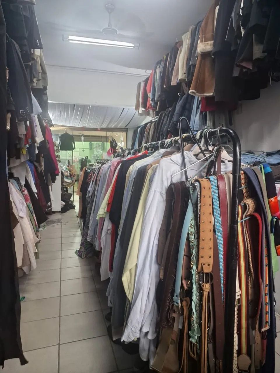 Vendo  Brechós 