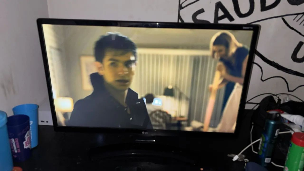 Smart TV LG 32 polegadas (Funciona Netflix, Prime?) - Foto 4