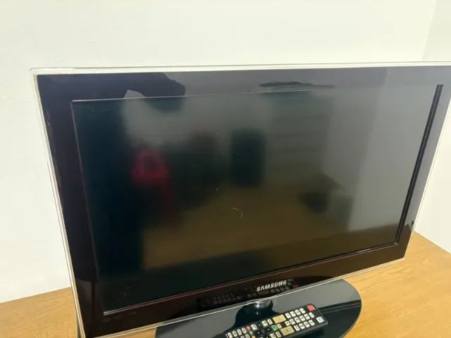 TV LED Samsung - 26 polegadas - Funcionando Perfeitamente