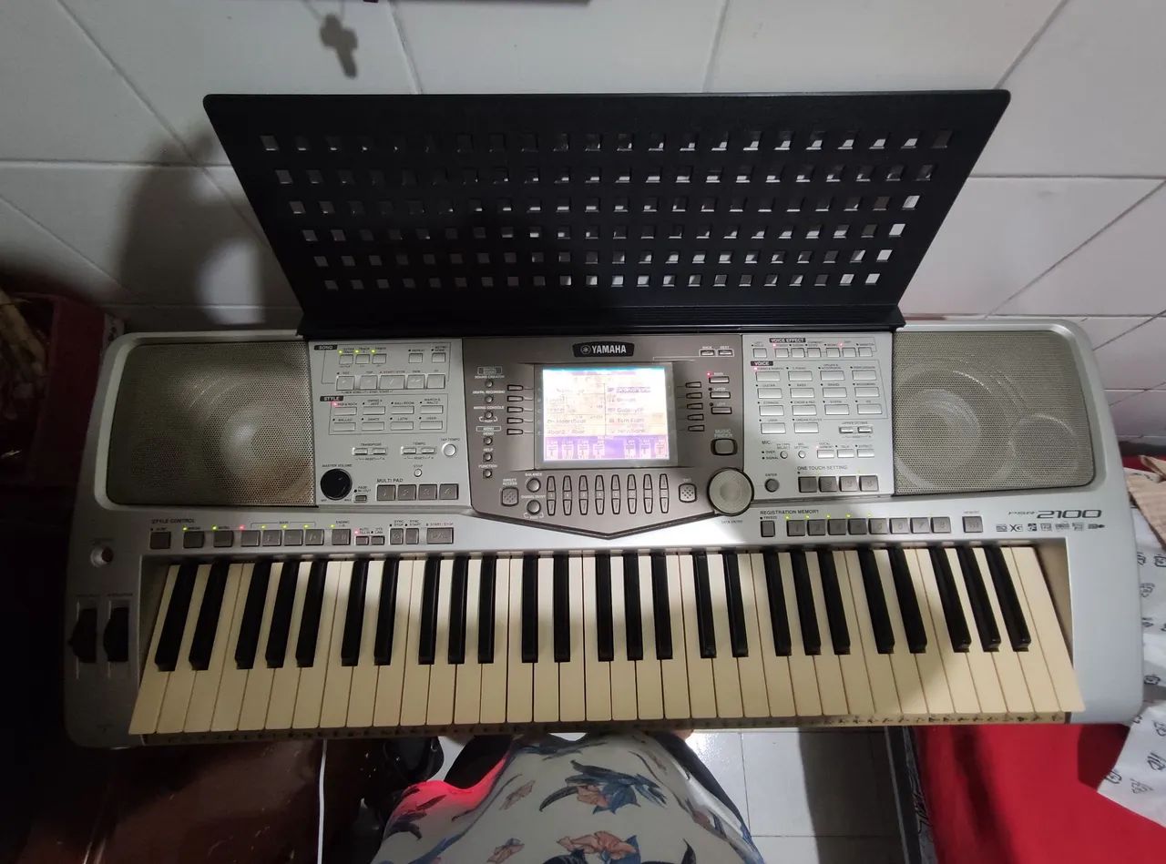 Teclado Yamaha PSR2100 - Foto 4