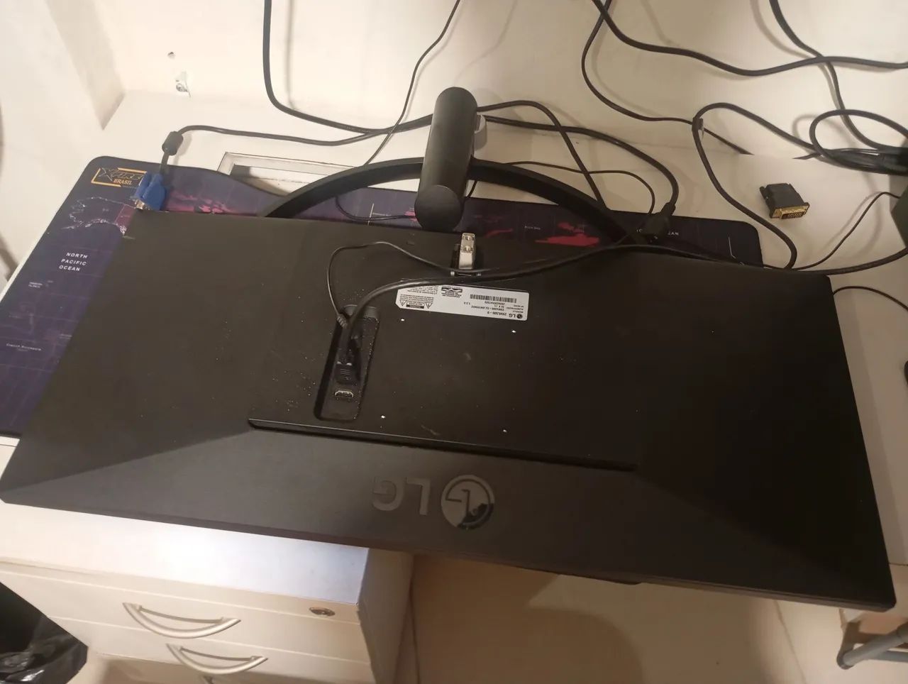 Monitor LG 29 Polegadas ultr com tela trincando