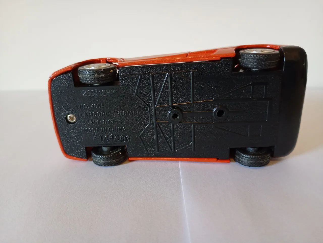 Motor Max - Miniatura Lamborghini Diablo  - Foto 5