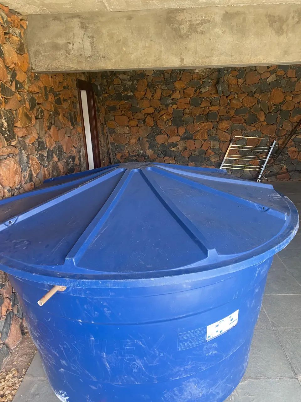 Vendo Caixa de água de fibra de 3.000 litros nova 