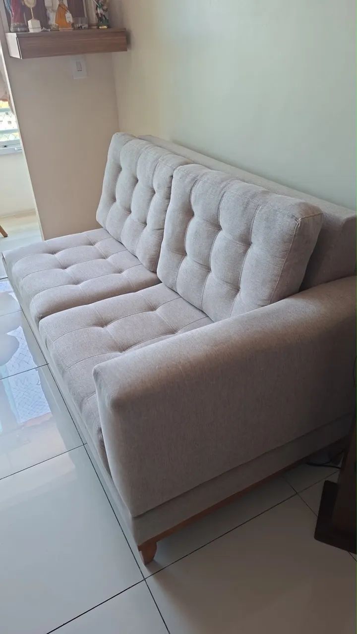 Sofá cor bege - Foto 2