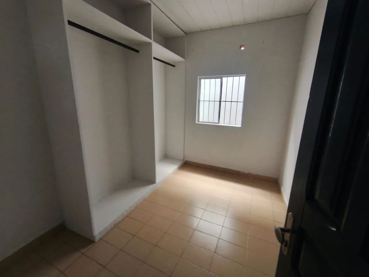 Alugo casa no Centro próximo ao Calçadão 
