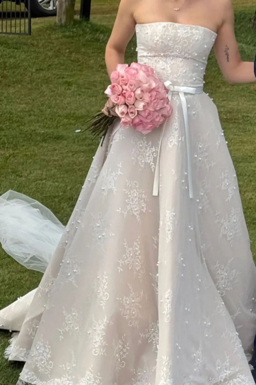 Vestido de noiva princesa renda chantilly