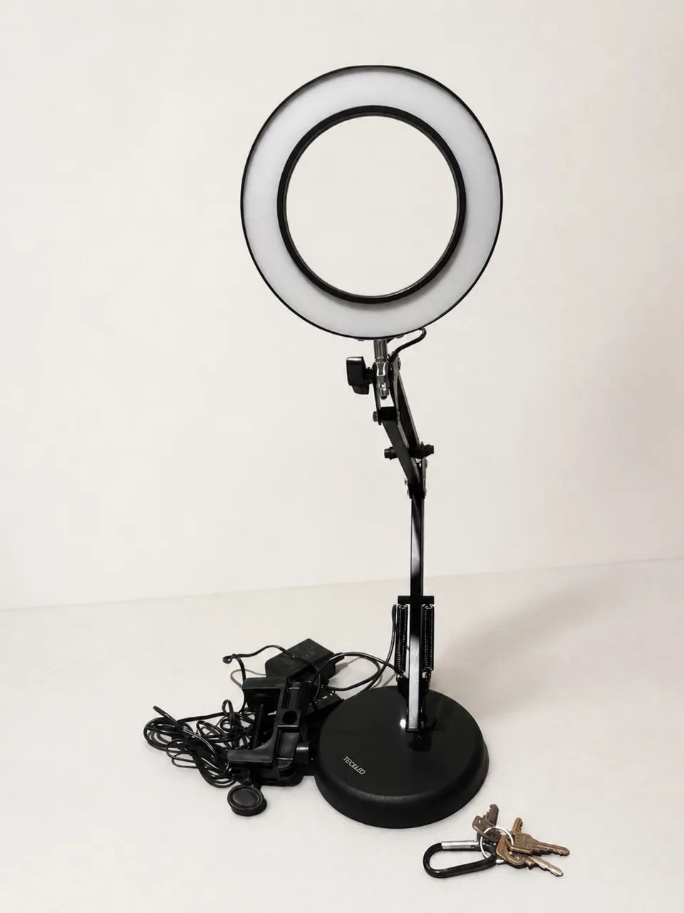 * Adjustable LED Ring Light Desk Lamp453825945677352960
