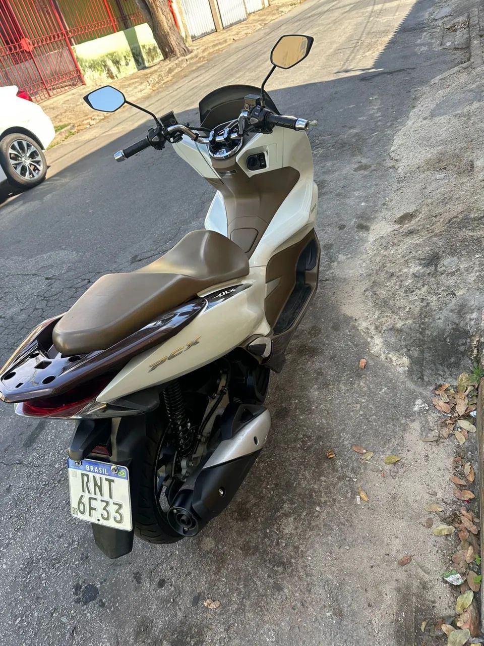 Honda PCX DLX - Foto 4