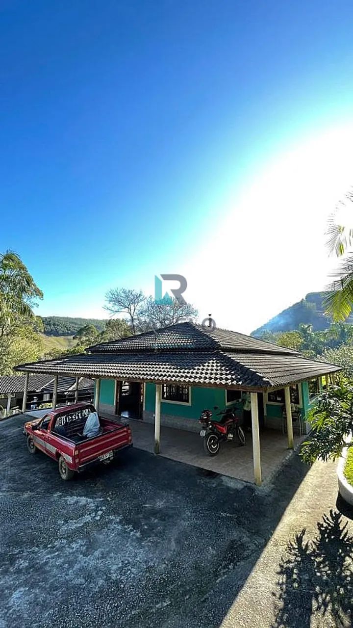 SÍTIO COM ACESSO Á REPRESA EM NATIVIDADE DA SERRA-SP