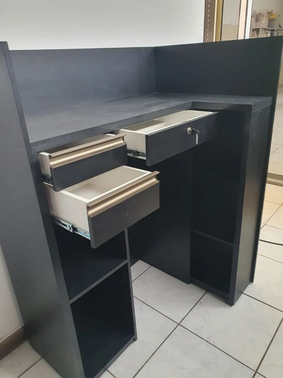 Bancada caixa de comércio 