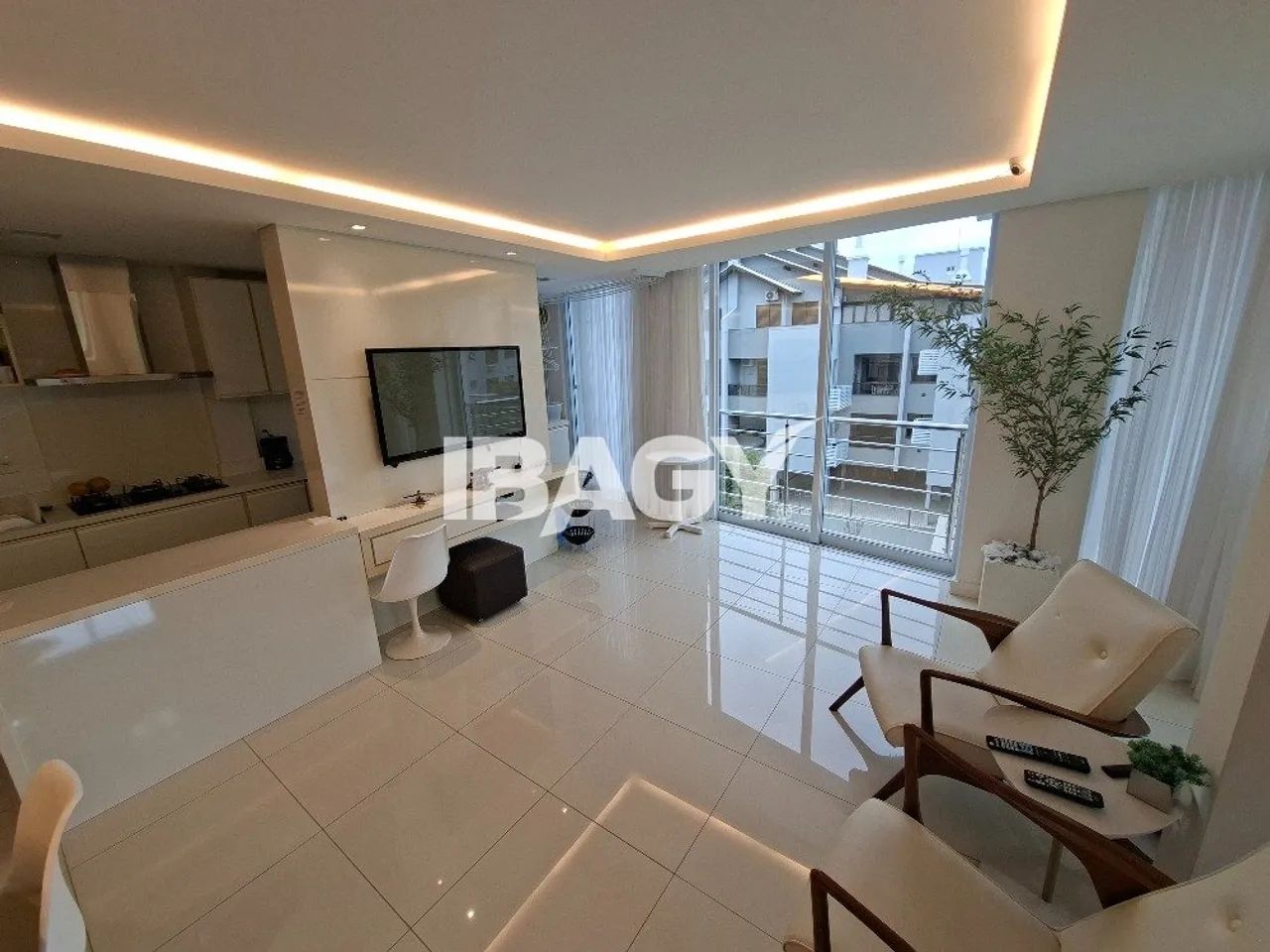 Excelente Apartamento 2 dormitório(s) em Jurerê - Florianópolis - Foto 2