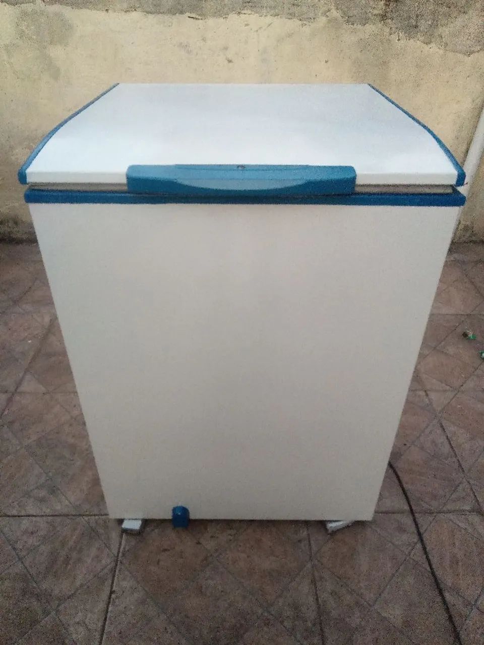 Freezer horizontal Eletrolux 127v. 