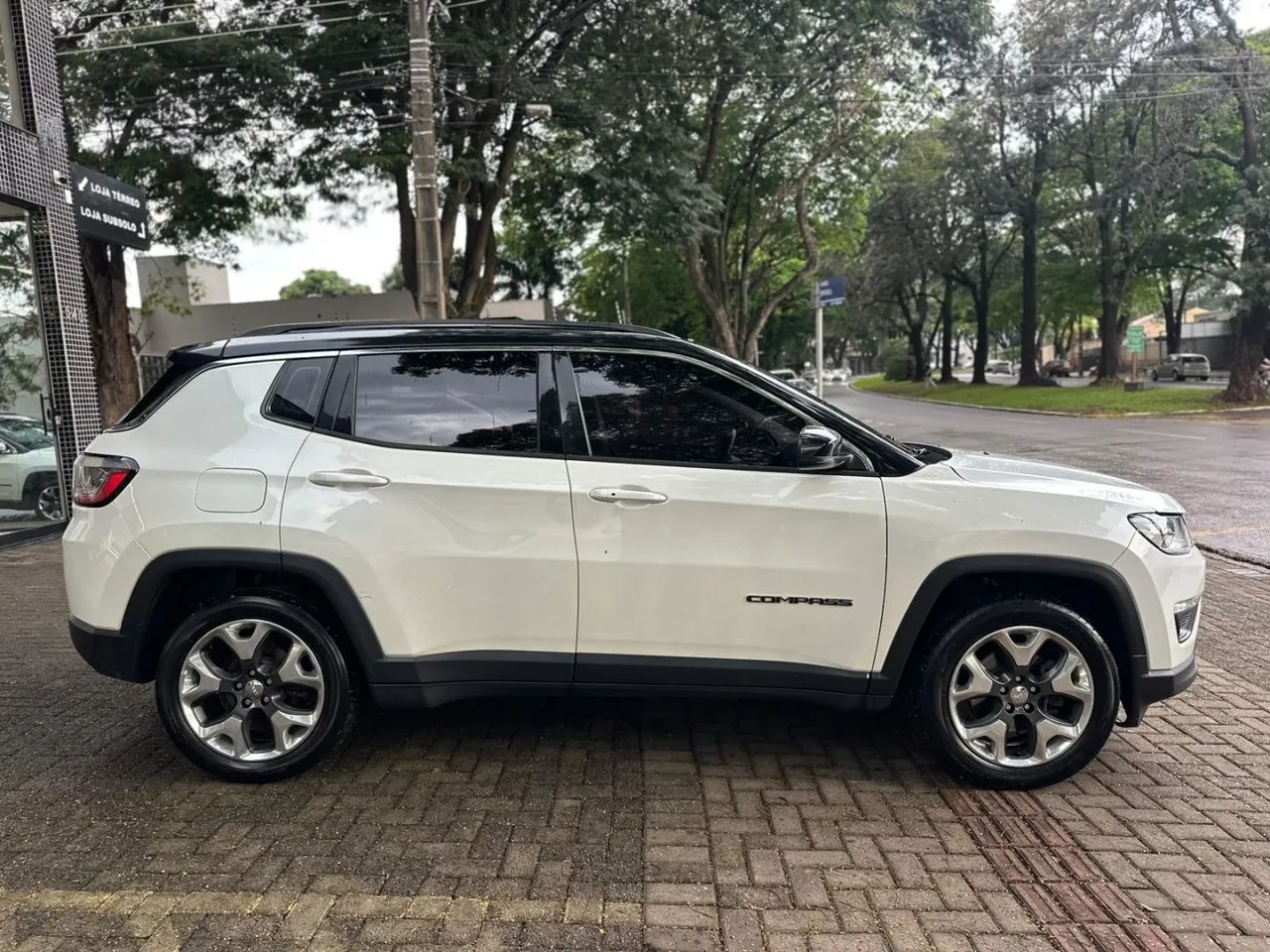 Jeep Compass Longitude 2.0 4X2 Flex 16V Aut. 2019 - Foto 4