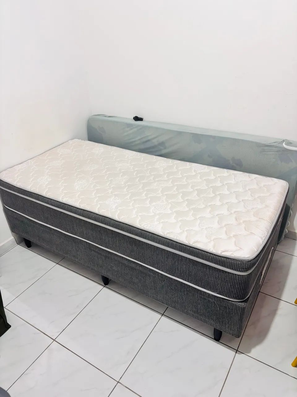 CAMA BOX SOLTEIRO (VALOR NEGOCIÁVEL)