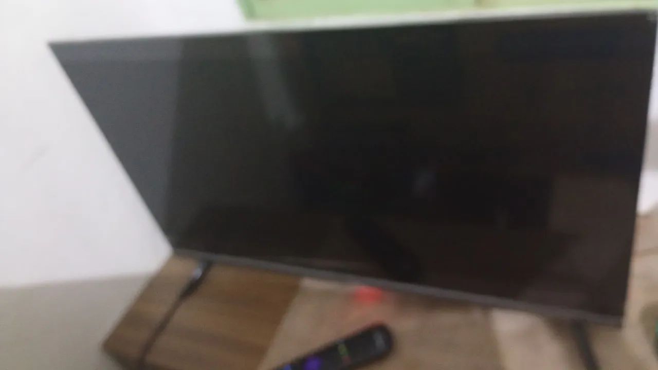 Smartv Britânia 32 2meses de comprada - Foto 3