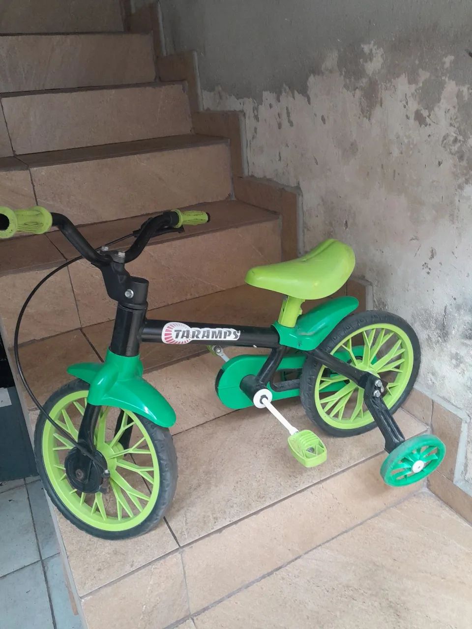 Bicicleta infantil ótimo estado