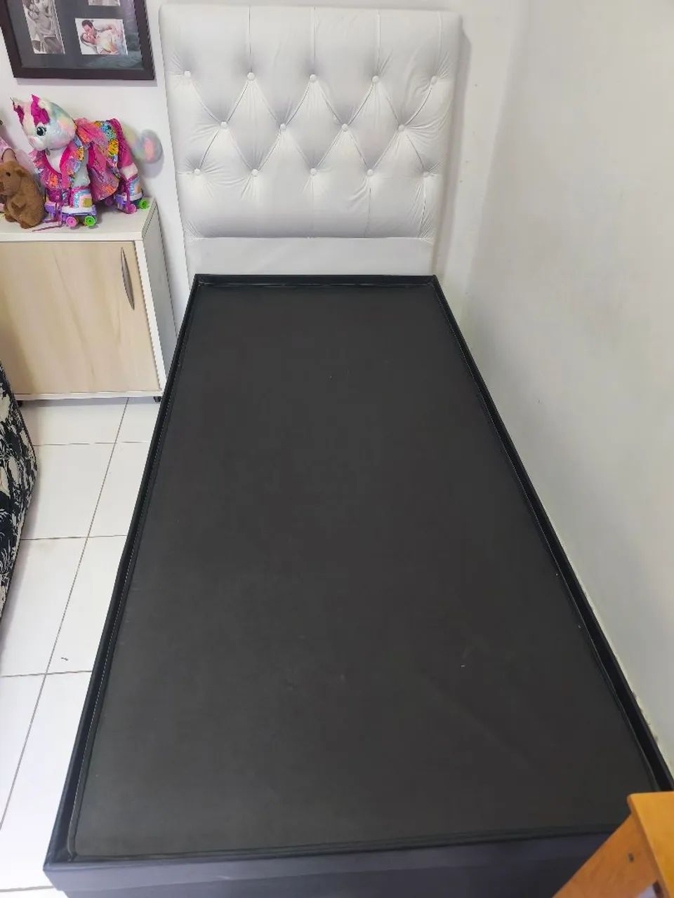 Cama de solteiro baú, colchão novo e cabiceira - Foto 3