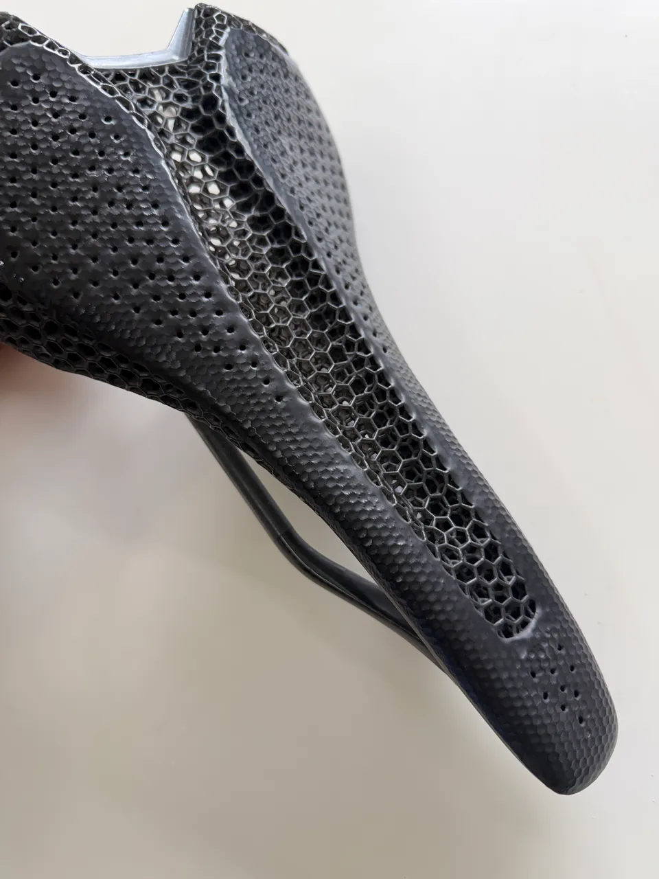 Selim S-Works Romin EVO com Mirror 143mm - Acessórios de Ciclismo