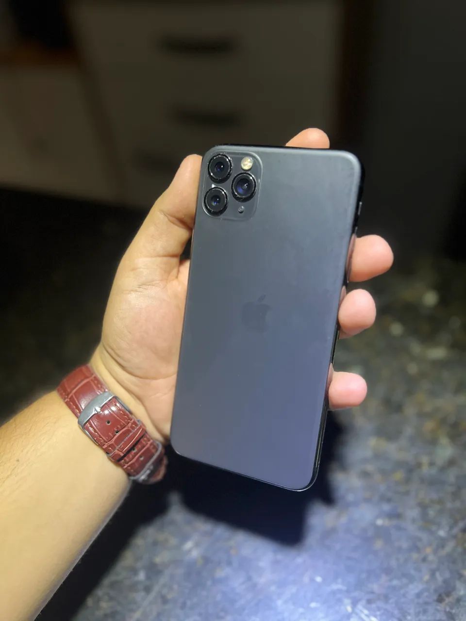 iPhone 11 Pro Max 64GB - Foto 2