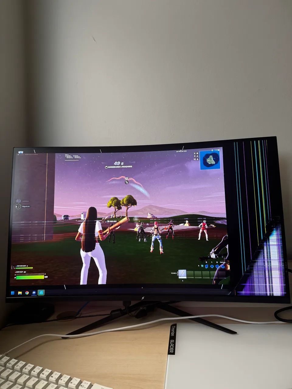 MONITOR SUPERFRAME 240hz 27 polegadas curvo *LEIA A DESCRIÇÃO*