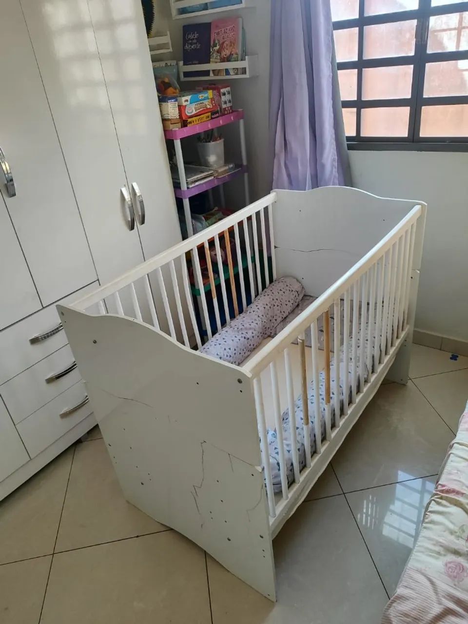 Vendo berço usado sem colchão  - Foto 2